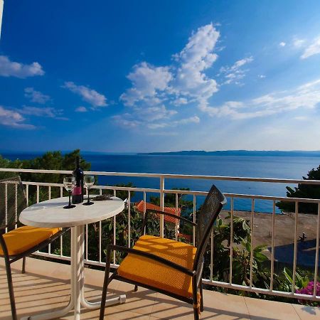 Apartmani Renata Brela Bagian luar foto